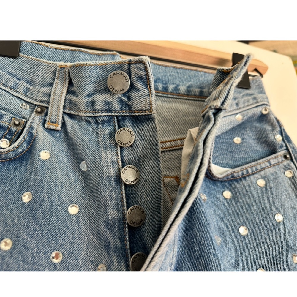Carmar Black Top and Blue Distressed Jeans - Picture 12 of 16